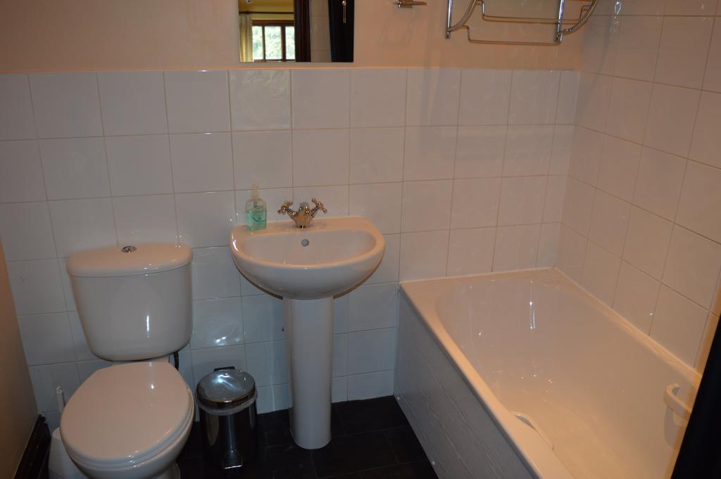 Hopley House Bed & Breakfast Middlewich Oda fotoğraf